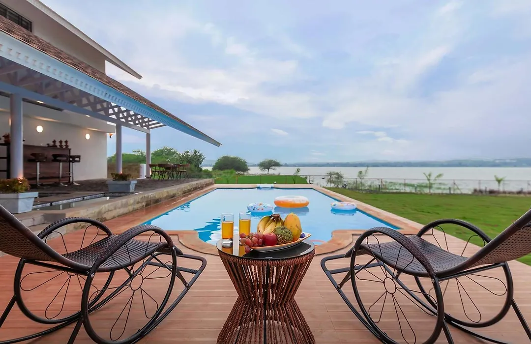 Stayvista'S Eva Villa - 3Bhk With Lake View & Bar-1